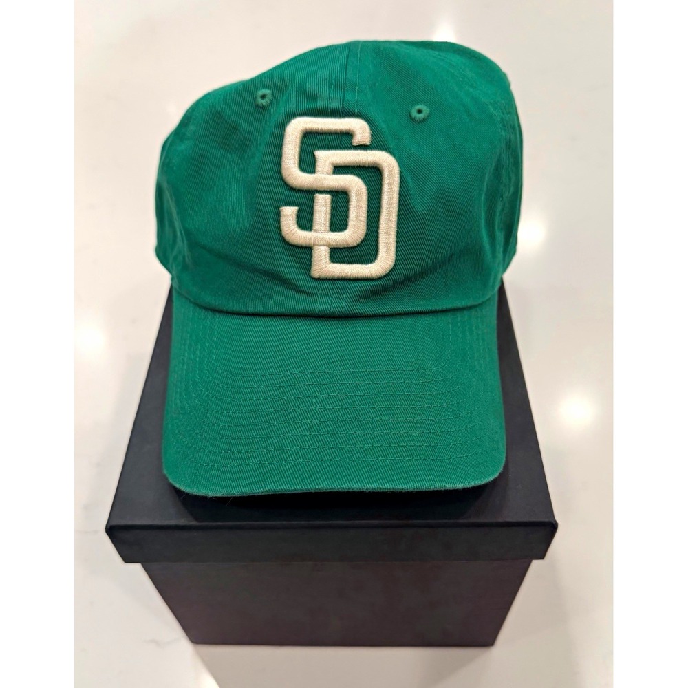 San Diego Padres Major League Baseball Fanatics Green Celtic Adjustable Hat Cap